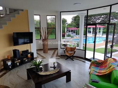 Casa en venta en Combia, Pereira · foto 8 de 14