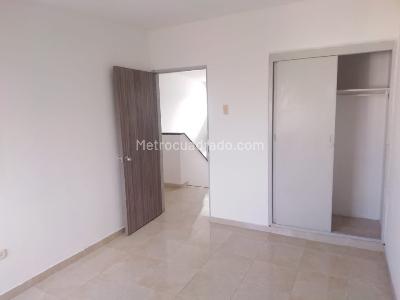 Casa de 5 alcobas en venta en Maraya, Pereira, 242 m² · foto 4 de 16