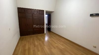 Casa de 5 alcobas en venta en Alamos, Pereira, 602 m² · foto 3 de 14