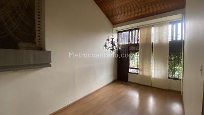 Casa de 5 alcobas en venta en Alamos, Pereira, 602 m² · foto 6 de 14