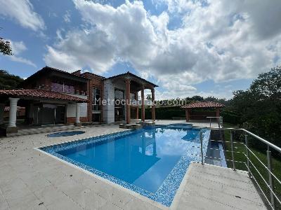 Casa en venta en Cerritos, Pereira · foto 2 de 15