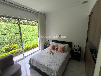 Casa de 3 alcobas en venta en Kilometro 5 Via Pereira Armenia, Pereira, 1907 m² · foto 10 de 13