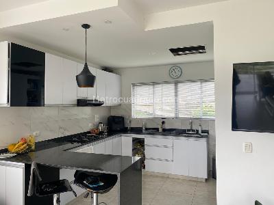 Casa de 4 alcobas en venta en Kilometro 5 Via Pereira Armenia, Pereira · foto 5 de 14