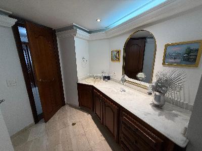 Apartamento en venta en Pinares, Pereira · foto 5 de 14
