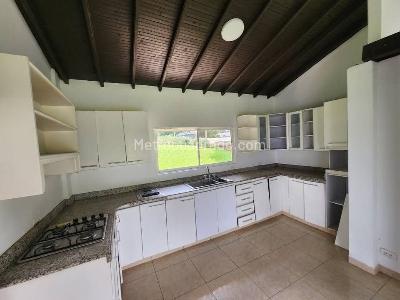Casa de 5 alcobas en venta en Via Condina, Pereira · foto 8 de 12