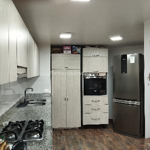 Apartamento de 3 alcobas en venta en Alamos, Pereira, 140 m² · foto 3 de 18