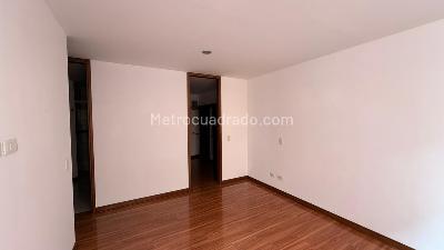 Apartamento en venta en Los Alpes, Pereira · foto 2 de 11