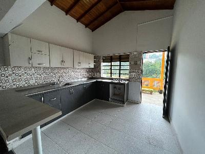 Casa de 5 alcobas en venta en Circunvalar, Pereira, 600 m² · foto 5 de 9