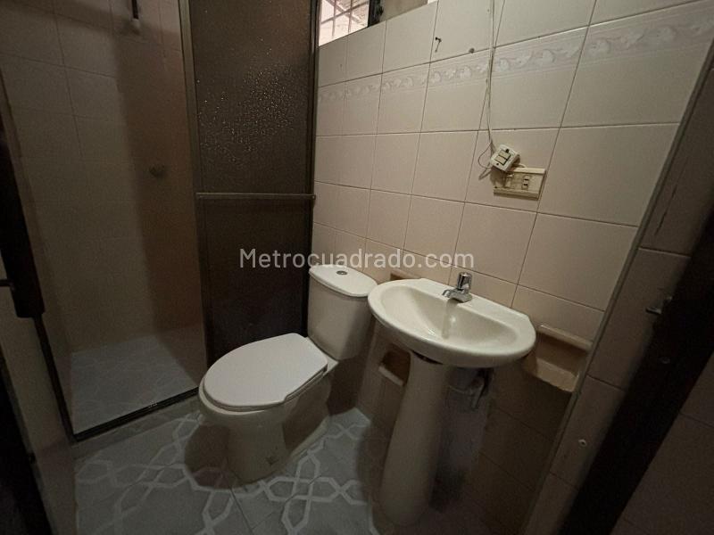 Casa en Arriendo, El Japon, Dosquebradas - Więcej