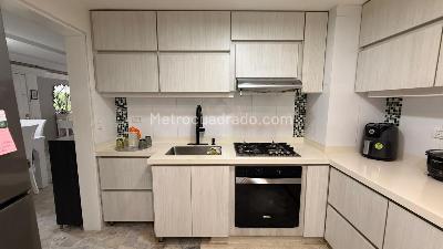 Apartamento en venta en Pinares, Pereira · foto 5 de 14