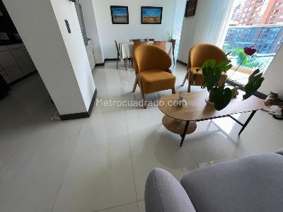Apartamento en venta en Pinares, Pereira · foto 5 de 13