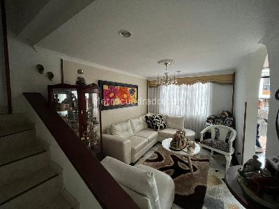 Casa en venta en Los Nogales, Pereira · foto 4 de 12