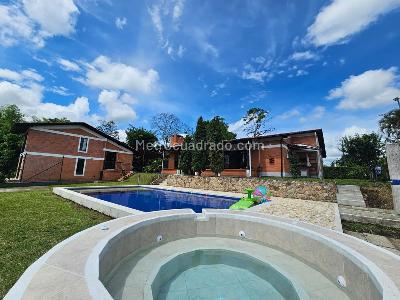 Casa de 5 alcobas en venta en Tres Puertas, Pereira · foto 1 de 12