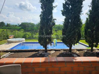 Casa de 5 alcobas en venta en Tres Puertas, Pereira · foto 4 de 12