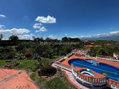 Casa en venta en Cerritos Via Cartago, Pereira · foto 2 de 15