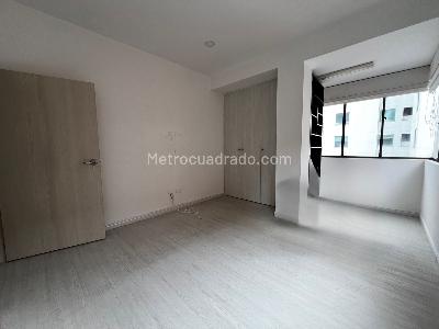 Apartamento en venta en Pinares, Pereira · foto 10 de 15