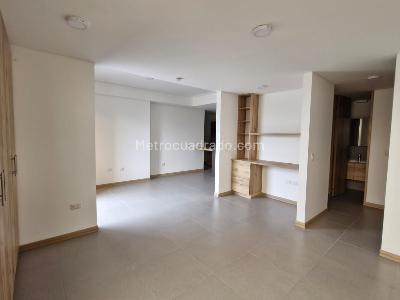 Apartamento en venta en Pinares, Pereira · foto 10 de 15