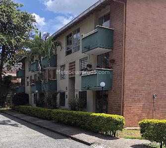 Apartamento en venta en Santa Monica, Medellín · foto 3 de 8