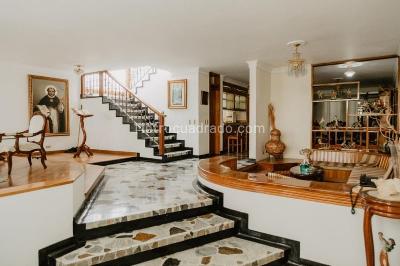 Casa de 4 alcobas en venta en Maraya, Pereira, 260 m² · foto 3 de 15