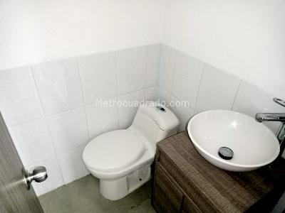 Casa en venta en Alamos, Pereira · foto 4 de 14