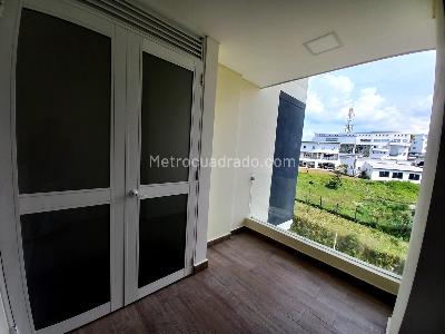 Apartamento en venta en Avenida De Las Americas, Pereira · foto 4 de 12