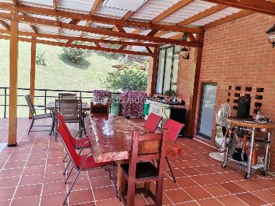 Casa de 3 alcobas en venta en Cerritos Via Cartago, Pereira · foto 4 de 13