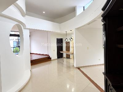 Casa en venta en Pinares, Pereira · foto 2 de 12