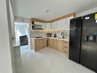 Casa en venta en Jardin Ii, Pereira · foto 3 de 20