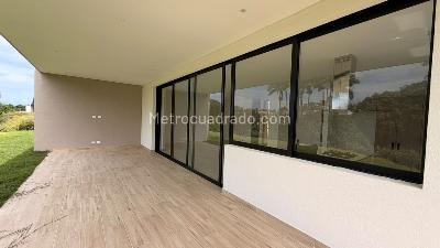 Casa de 3 alcobas en venta en El Tigre, Pereira, 1225 m² · foto 11 de 14