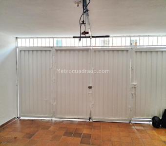 Casa de 4 alcobas en venta en Altos De Cabecera, Bucaramanga, 214 m² · foto 4 de 20