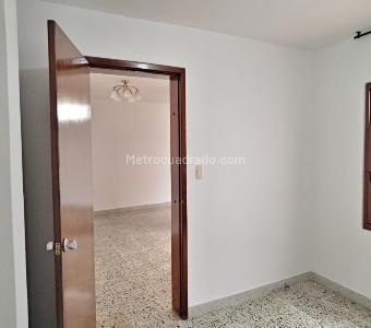 Casa de 4 alcobas en venta en Altos De Cabecera, Bucaramanga, 214 m² · foto 17 de 20