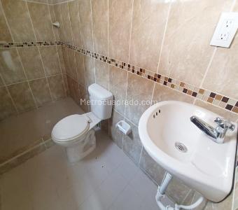 Casa de 3 alcobas en arriendo en La Aurora, Bucaramanga, 250 m² · foto 9 de 18