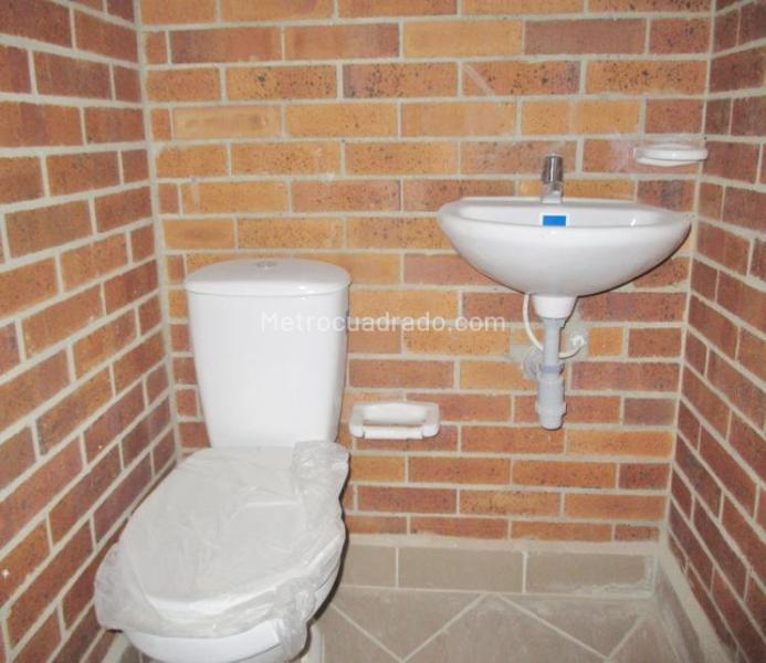 Local Comercial en Arriendo, El Centro, Bucaramanga - Więcej