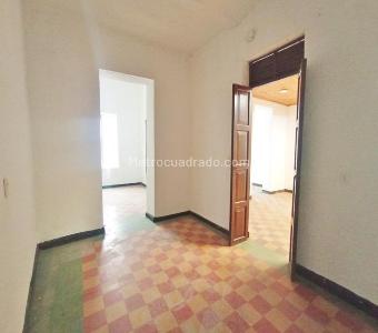 Casa de 4 alcobas en venta en Bolivar, Bucaramanga, 207 m² · foto 7 de 16