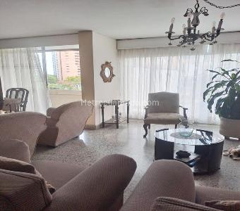 Apartamento de 5 alcobas en venta en Bolarqui, Bucaramanga, 286 m² · foto 4 de 13