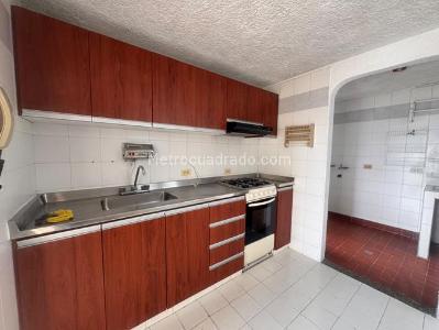 Apartamento de 3 alcobas en venta en Provenza, Bucaramanga, 80 m² · foto 4 de 14