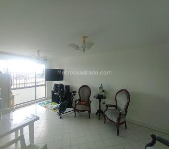 Apartamento en venta en Cañaveral, Floridablanca · foto 2 de 19