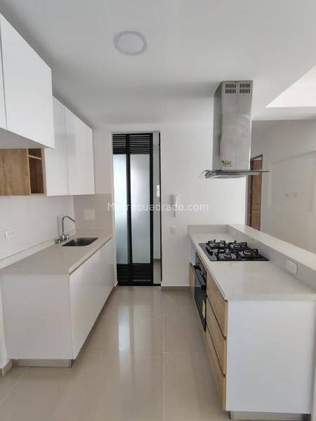 Apartamento en Arriendo, La Floresta, Bucaramanga - Widok 4