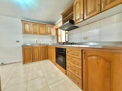 Casa de 3 alcobas en venta en Versalles, Floridablanca, 130 m² · foto 4 de 20