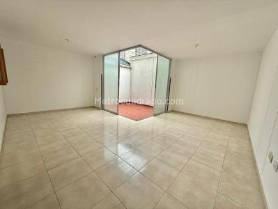 Casa de 3 alcobas en venta en Versalles, Floridablanca, 130 m² · foto 6 de 20