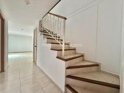 Casa de 3 alcobas en venta en Versalles, Floridablanca, 130 m² · foto 9 de 20