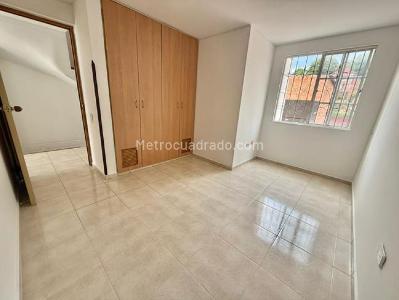 Casa de 3 alcobas en venta en Versalles, Floridablanca, 130 m² · foto 18 de 20