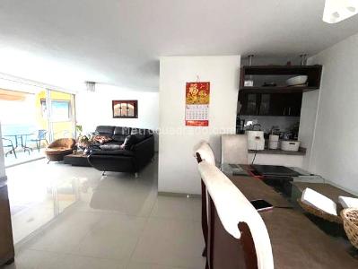 Apartamento de 3 alcobas en venta en Versalles, Floridablanca, 100 m² · foto 8 de 20