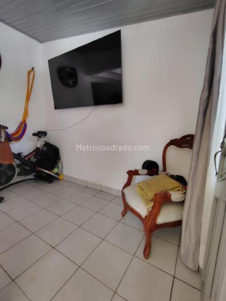 Casa – Bucaramanga, San Miguel, Comuna La Concordia - Más