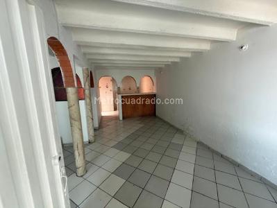 Casa de 3 alcobas en venta en Villa España, Floridablanca, 109 m² · foto 2 de 19