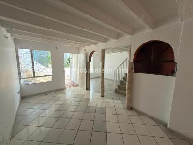 Casa de 3 alcobas en venta en Villa España, Floridablanca, 109 m² · foto 3 de 19