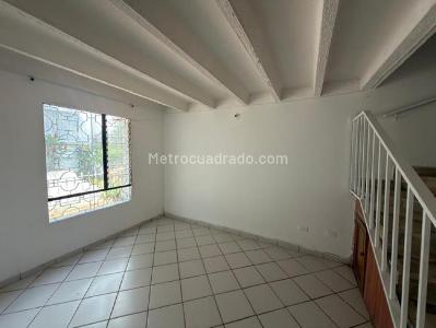 Casa de 3 alcobas en venta en Villa España, Floridablanca, 109 m² · foto 4 de 19