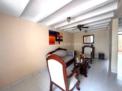 Casa de 4 alcobas en venta en El Tejar, Bucaramanga, 96 m² · foto 4 de 20