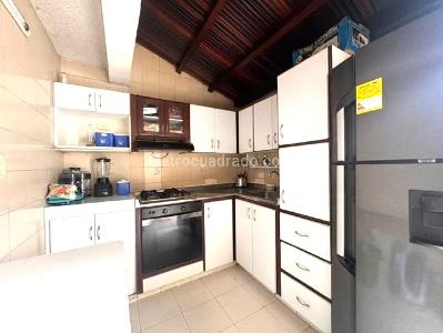 Casa de 4 alcobas en venta en El Tejar, Bucaramanga, 96 m² · foto 5 de 20