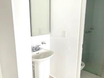 Apartamento de 3 alcobas en venta en Modelo, Bucaramanga, 63 m² · foto 5 de 12